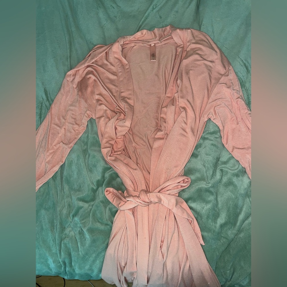 Skims Peach Robe